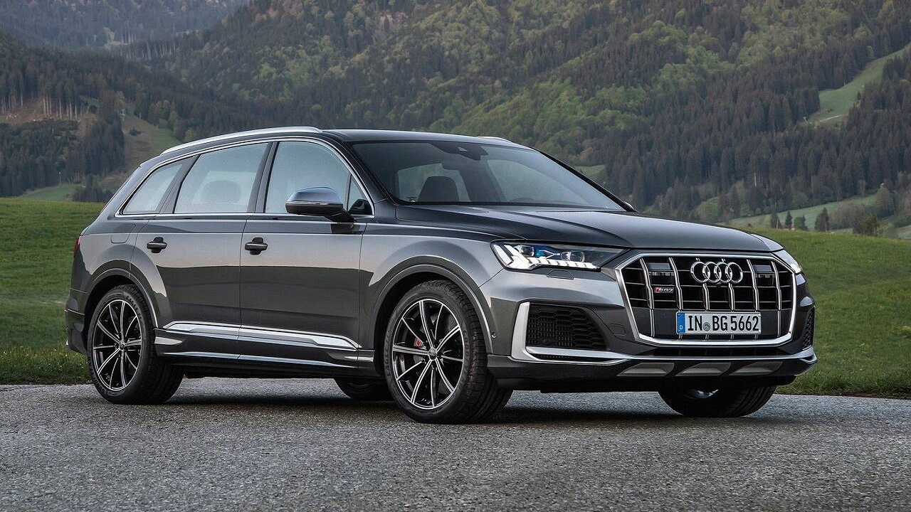 Audi Q7 luxury car