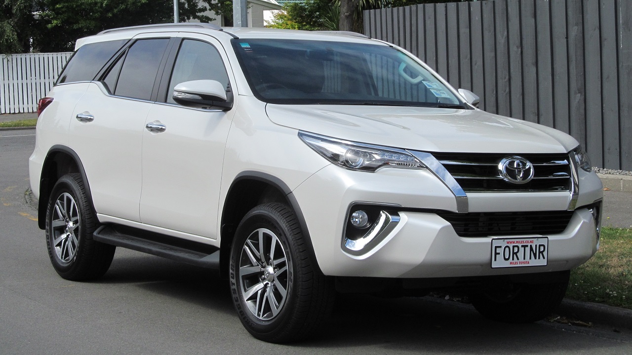 Toyota Fortuner luxury car